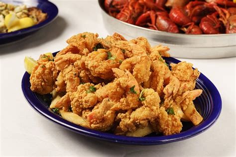 DEANIE'S SEAFOOD, New Orleans - Warehouse/Central Business District - Menu, Prices & Restaurant ...