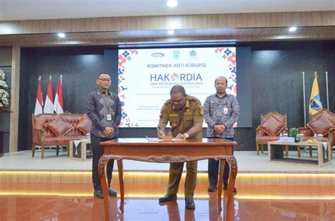 Semarakkan Hari Anti Korupsi Kanwil DJPb Papua Barat Sosialisasikan