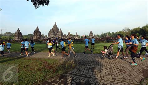 Peserta Ikuti Mandiri Jogja Marathon Foto Liputan