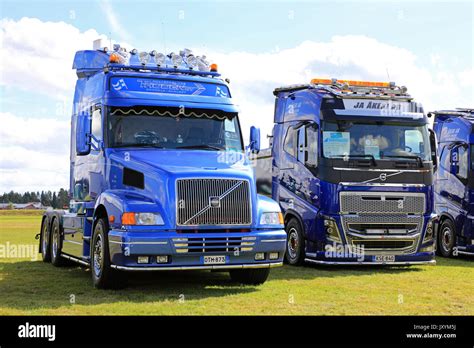 Conventional Tractor Unit Hi Res Stock Photography And Images Alamy