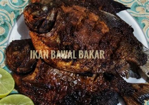 Resep Ikan Bawal Bakar Oleh Ratuathor Cookpad