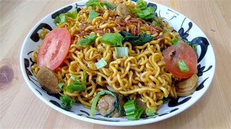 Resep Mie Goreng Bakso ApaGimana