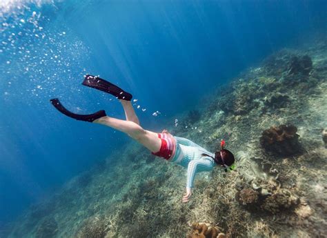 Snorkeling 101 How Does Snorkeling Work Outsiderview