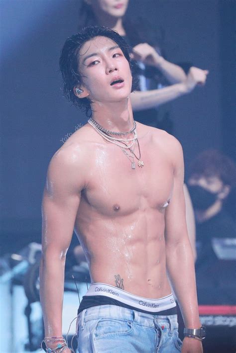 Kpop Guy Abs