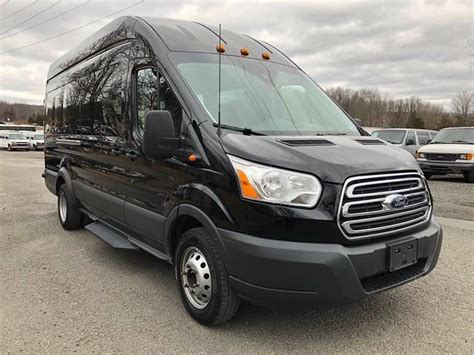 New 2018 Ford Transit 350hd Xlt 15 Passenger High Roof Van Flickr