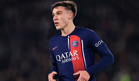 Manuel Ugarte Man Utd Line Up Move For Revelatory Psg Star