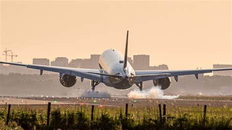 K Amsterdam Schiphol Airport Early Morning Inbound Rush Epic