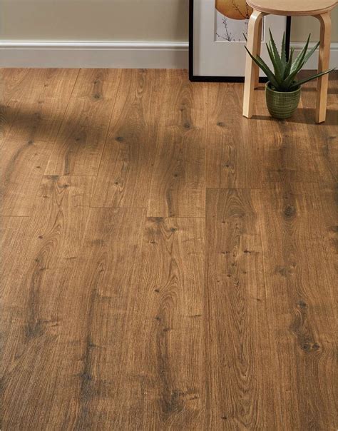 Howdens Rustic Oak Laminate Flooring Flooring Blog