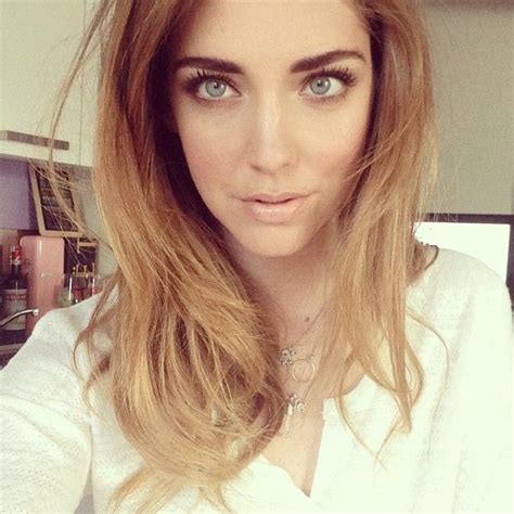 Gorgeous Bronze Smokey Eye And Nude Lips Makeup Look