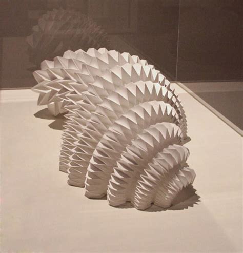 Papierkunst Von Matt Shlian Origami Trifft Auf Geometrie