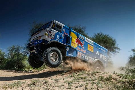 Best Moments Of The Dakar Rally When Semi Trucks Fly The Fast