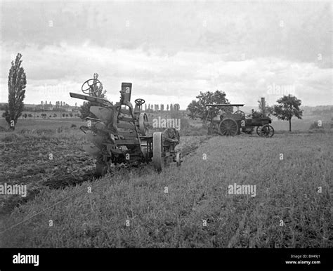 Locomobile Black And White Stock Photos And Images Alamy