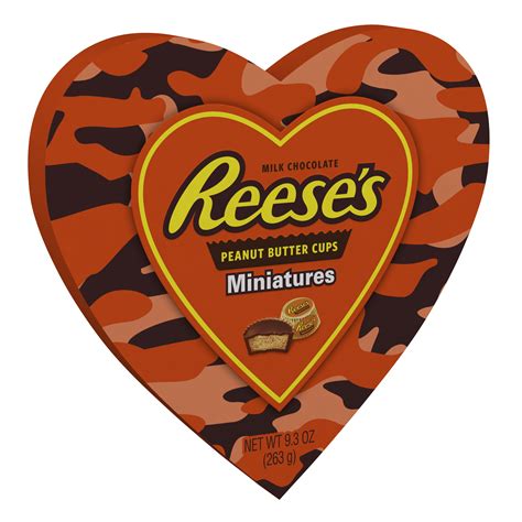 Reese S Valentine S Peanut Butter Cup Miniatures Heart Shaped Camo Box 9 3 Oz