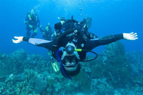 Padi Padi Star Dive Center Funbooky