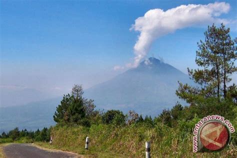 Status Gunung Papandayan Naik Jadi Siaga ANTARA News