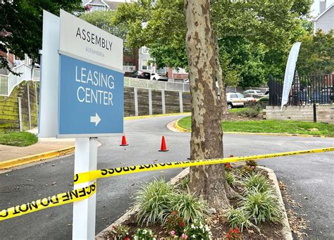 Road Sign Wishes Passersby A Happy 420 ARLnow Arlington Va