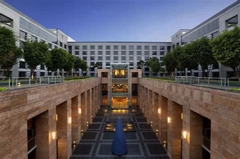 25 Best Hotels Near Mumbai Airport For A Comfortable Stay