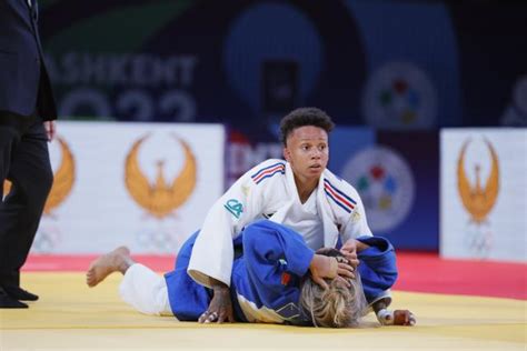 Judo Amandine Buchard 52 Kg En Demi Finales Des Mondiaux