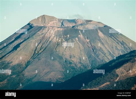 San Cristobal Volcano Crater Hi Res Stock Photography And Images Alamy