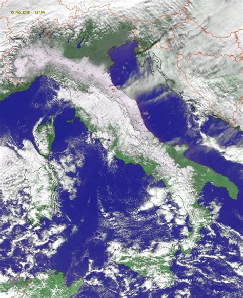 Le Marche Sono Completamente Sommerse Dalla Neve Con Accumuli Di Oltre