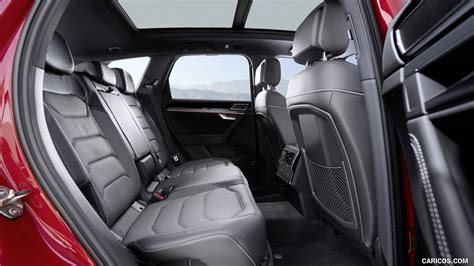 Volkswagen Touareg | 2024MY | Interior, Rear Seats