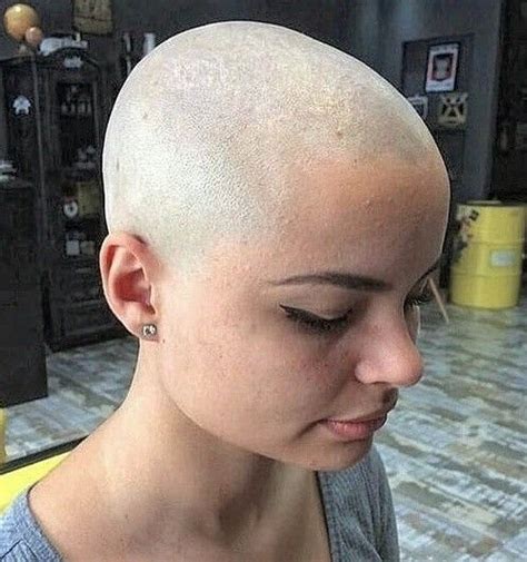 Pin By Lee S On Hairdare Bald Women Shaved Hair Women Bald Head