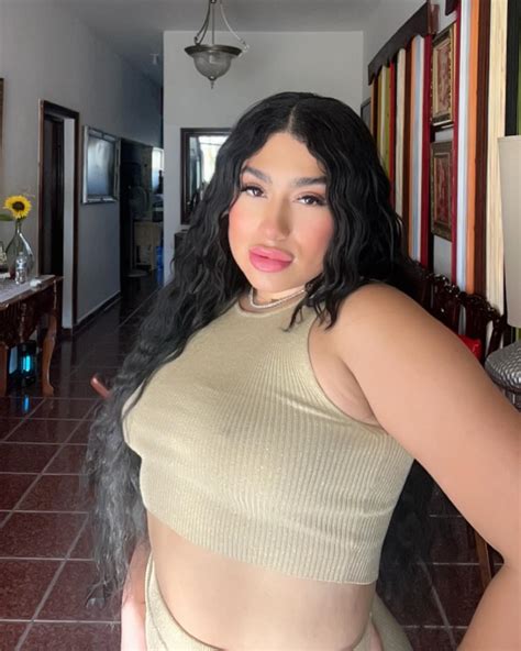 Maria Bruno🧚 Te Quieren Coronar Como La Reina🇩🇴🫶🏽👸🏽🥰 Instagram