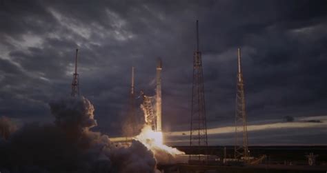 Spacex Falcon 9 Rocket Launches Cargo Into Space Suffers Hard Landing