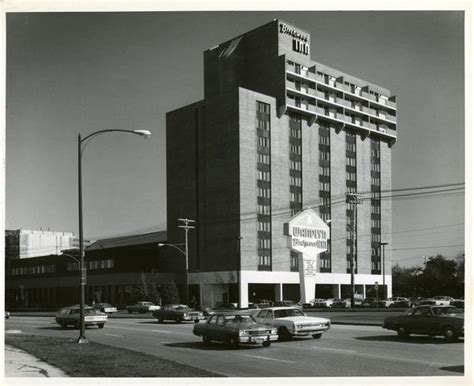 2520 Portage Avenue Winnipeg Architecture Foundation