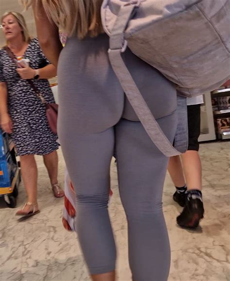 Super Tight Blonde With Big Boobs Out And Great Phat Ass Spandex Leggings Yoga Pants Forum