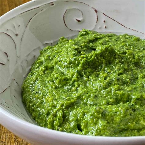 Vegan Spinach Cashew Pesto Recipe