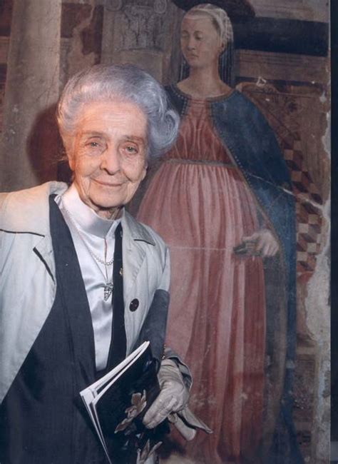 Rita Levi Montalcini Ritratto In Immagini Del Premio Nobel Per La