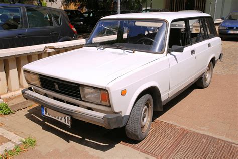 Lada Vaz White Version All Pyrenees France Spain Andorra