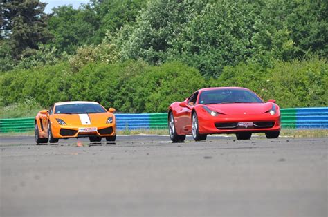 Album Photo Ferrari Italia Vs Lamborghini Gallardo