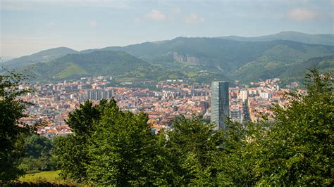 Bilbao Skyline Stock Photo - Download Image Now - Architecture, Banner ...