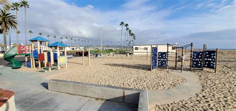 Balboa Pier Beach in Newport Beach, CA - California Beaches