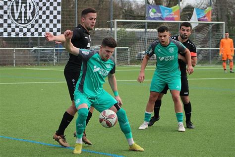 Pfedelbach Kassiert Ausgleich Beim Vfr Hn Erneut In Der Nachspielzeit