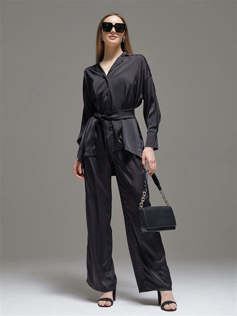 Optima Production - сборная фотосъёмка для маркетплейсов и брендов одежды.