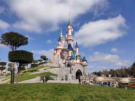 Viajar en coche a Disneyland Paris con niños desde España 5 días