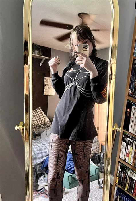 Let Me Step On You Nudes Legs NUDE PICS ORG