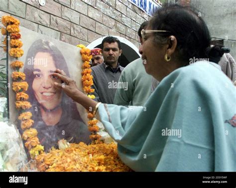 Portrait of kalpana chawla hi-res stock photography and images - Alamy