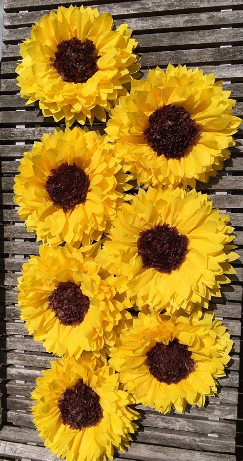 Large Tissue Paper Sunflowers For Rustic Wedding Decor Fall Etsy Paper Sunflowers Sunflower