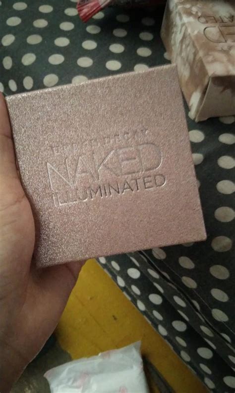 Highlighter Naked Kesehatan Kecantikan Rias Wajah Di Carousell