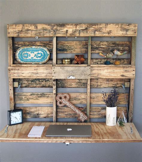 Pallet Wood Fold Out Desk Reclaimed Wood Pieces Diy Pallet Furniture