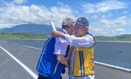 Momen Hangat Jusuf Hamka Dengan Menteri Pupr Berpelukan Di Tengah