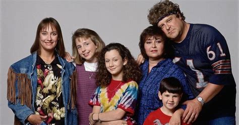 How The Cast Of 'Roseanne' Aged From The First To Last Season