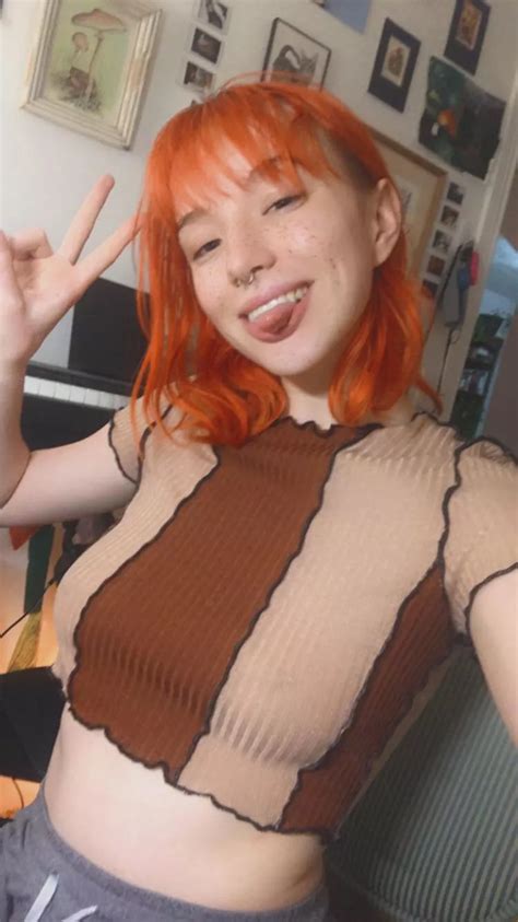 New Shirt Nudes Emogirls NUDE PICS ORG