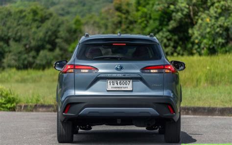 Rear View Toyota Corolla Cross Hybrid Premium 2021