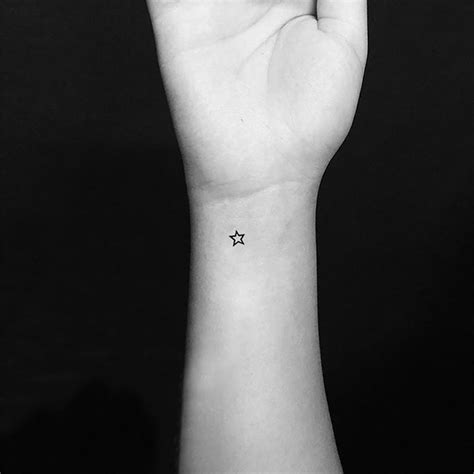 Small Star Outline Temporary Tattoo set of 3 - Etsy