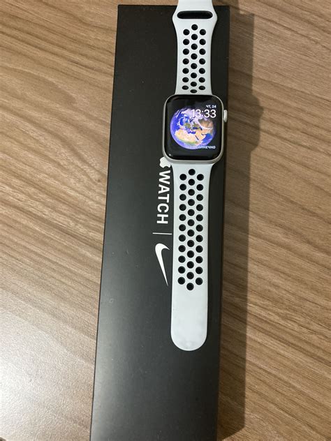Apple watch SE/44 mm/Nike